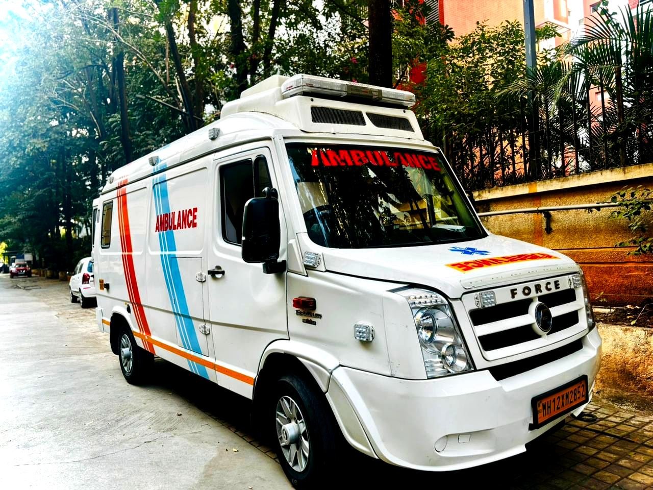 ALS ambulance vehicle
